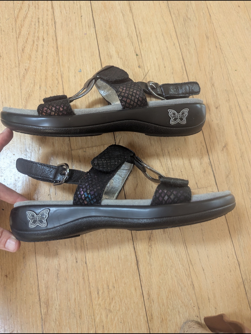Alegria Julie Iridescent Black Purple Snakeskin Strap Sandals Butterfly Logo 5